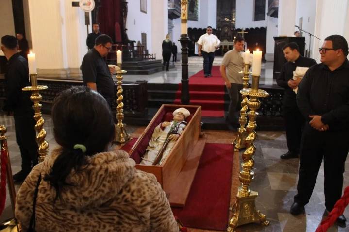 El cuerpo de Monseñor Mario Moronta ya se encuentra en la Catedral de San Cristóbal