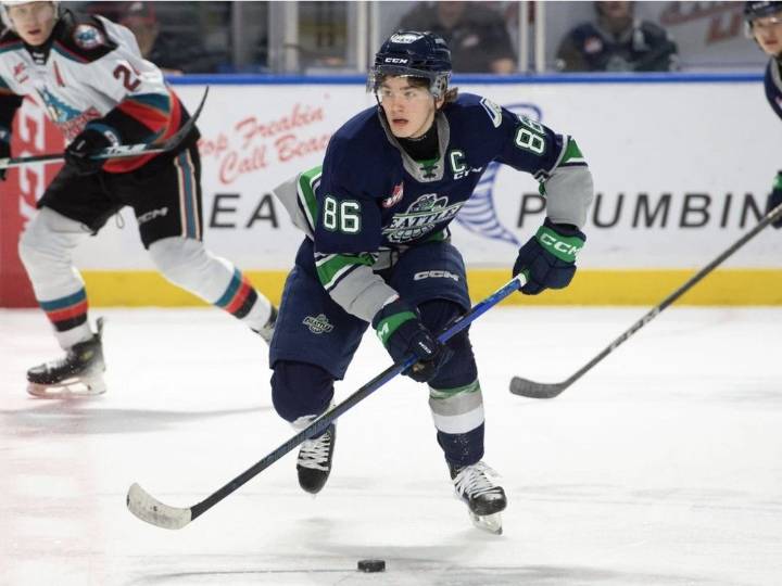 Canucks: Top pick Braeden Cootes missing world junior camp with injury