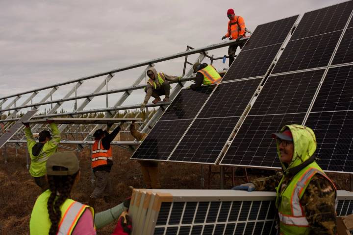 States scramble to complete renewable energy projects before tax credits expire