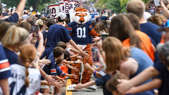 Where to watch Auburn vs Baylor football streaming free tonight: Channel, game time, odds