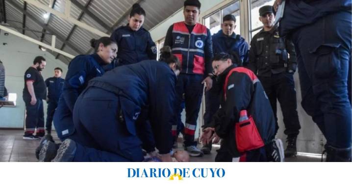 Efectivos de la Policía de San Juan recibieron una capacitación en primeros auxilios