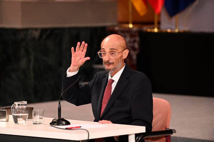Un acto civil despedirá a Javier Lambán este sábado en Ejea