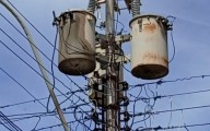 Avenida principal de Core 8 sin servicio eléctrico