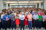 Presentan manuales didácticos para estudiantes elaborados por las y los propios universitarios