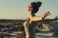 Dra. Stacy Sims, experta en fisiología femenina: "Lo que las mujeres realmente necesitan para vivir mejor y más tiempo es entrenar su fuerza"