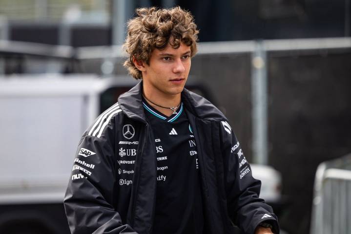 Jacques Villeneuve doubles down on Kimi Antonelli criticism: "Maybe F1 is just too much for him"