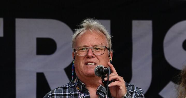 Nick Hawker severs all Exeter City ties as he steps down as Supporters' Trust chairman