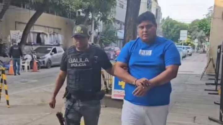 Enamoró a una empleada de joyería en Barranquilla, la extorsionó y le robó 126 millones