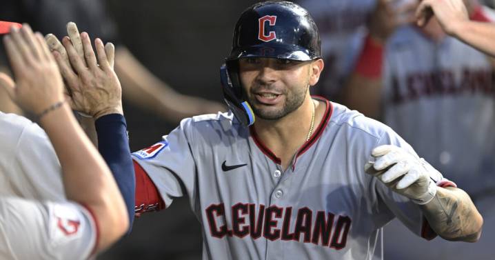 Kayfus hits 1st major league homer, Guardians beat White Sox 3
