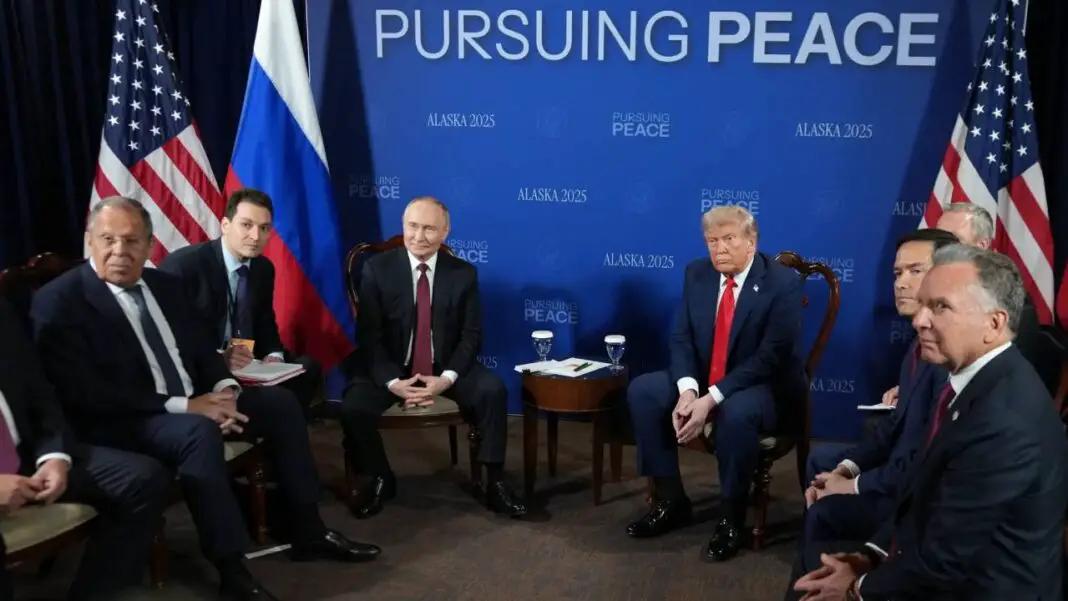 Inicia la reunión Trump-Putin en Alaska