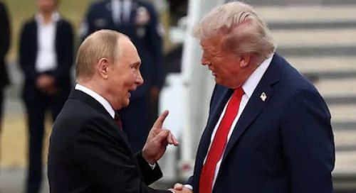 Productiva, dijo Trump tras su reunión con Putin