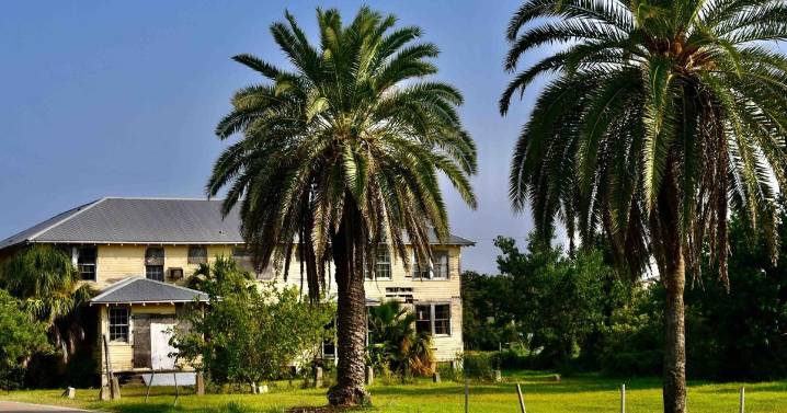 Oleander Hotel on Grand Isle is added to the National Register of Historic Places