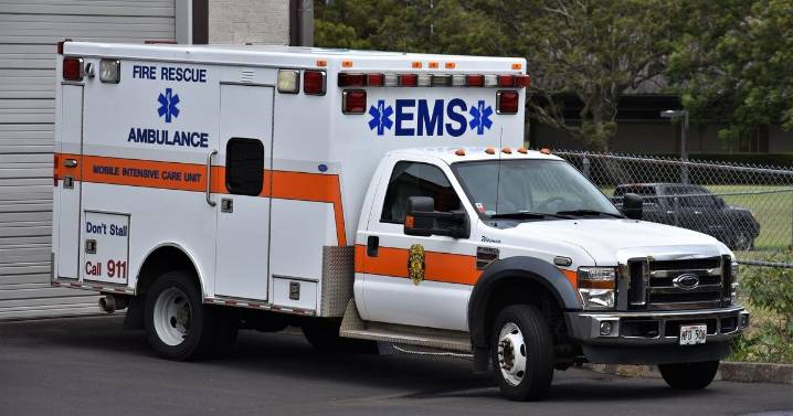 Four injured in multi-vehicle crash on Kalanianaole Highway