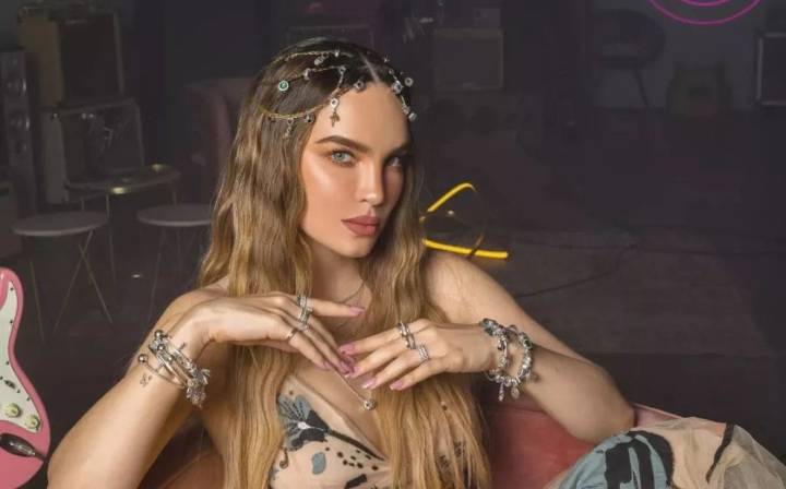 Belinda presume a su nuevo amor