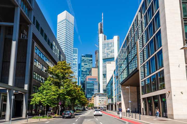 European Banks: Strong Returns Since 2019 But Are Valuations Still Attractive?