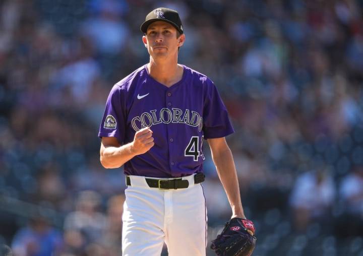 Major league-worst Rockies rally again to beat the Diamondbacks, 6