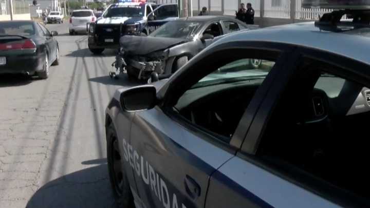 Persecución en Ciudad Juárez Termina en Choque Tras Robo de Vehículo