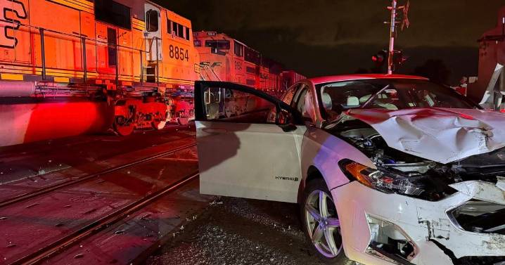 Everyone inside vehicle escapes unharmed before collision with train in Colorado