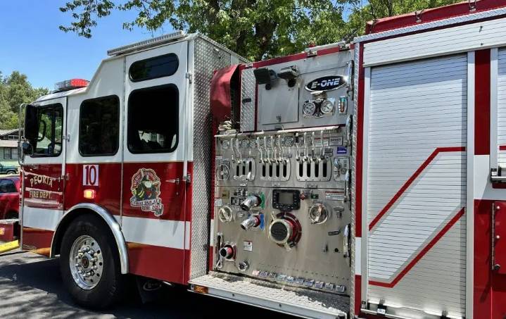One person rescued after Wednesday morning crash in Peoria