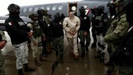 ¿Cómo fue el operativo en el que México envió a EE.UU. a 26 miembros de cárteles que estaban en prisión?
