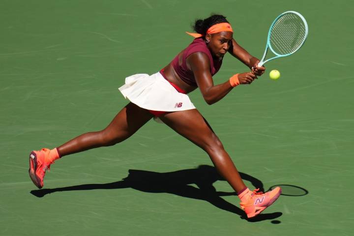 Coco Gauff plays a stress-free match at the US Open, Osaka next