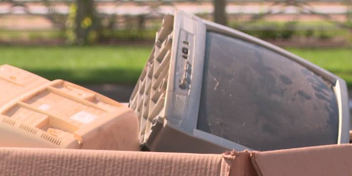 Laptops, cell phones recycled as nonprofit ’DANEnet’ hosts back