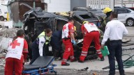 Tripulantes quedaron prensados en camioneta tras accidente