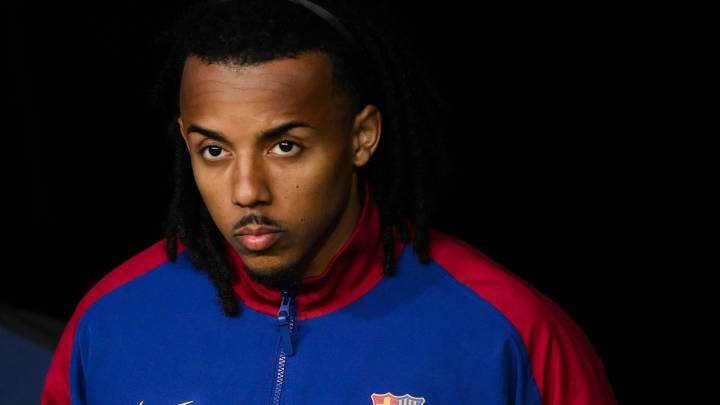 Koundé renueva con el Barcelona hasta 2030
