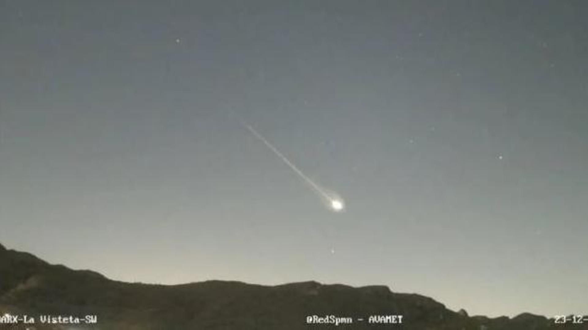 Una bola de fuego recorre los cielos de varias zonas de España: ¿cuál es su procedencia?