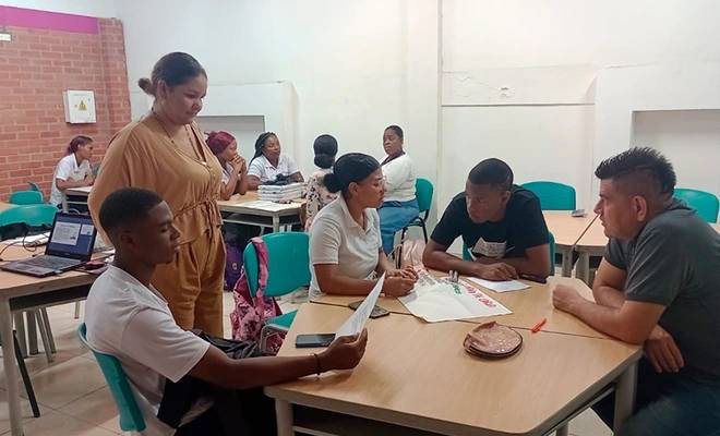 Formación para el trabajo: caleños podrán acceder a 1840 becas con subsidio de alimentación y transporte