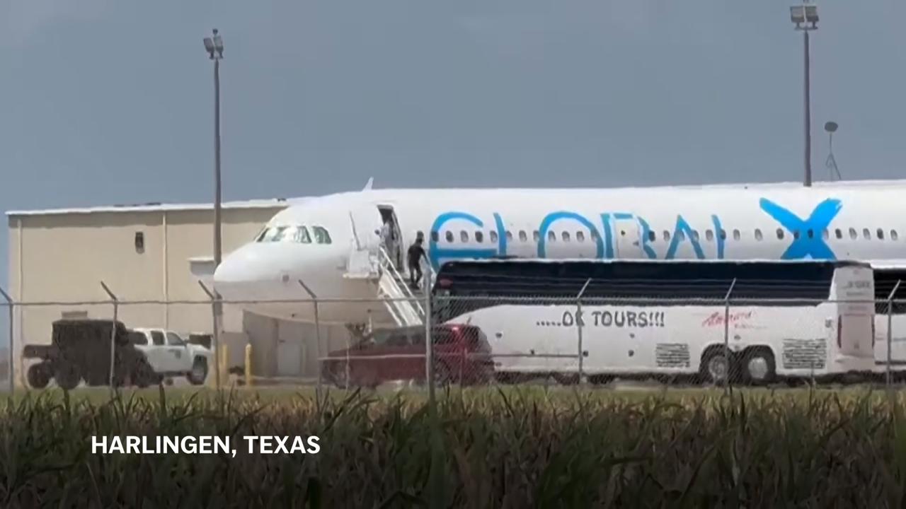 As Guatemalan kids sit in planes on tarmac, judge orders they stay in the US, for now