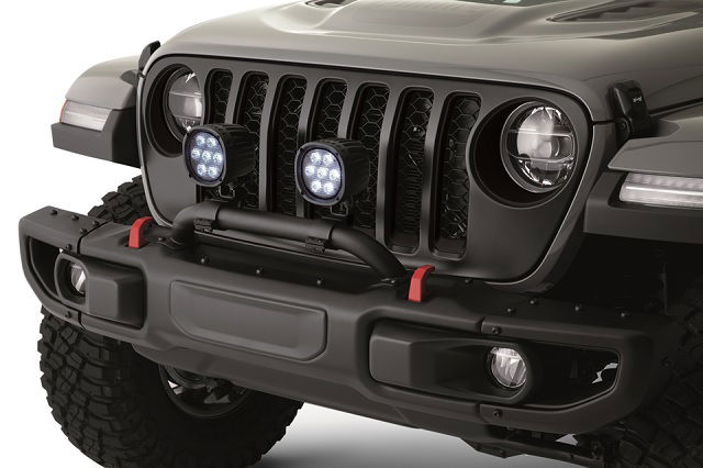 Conquista Nuevos Caminos con Mopar