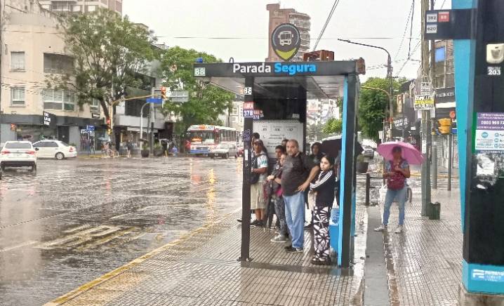 Clima en La Matanza: viernes con lluvias y tormentas todo el día