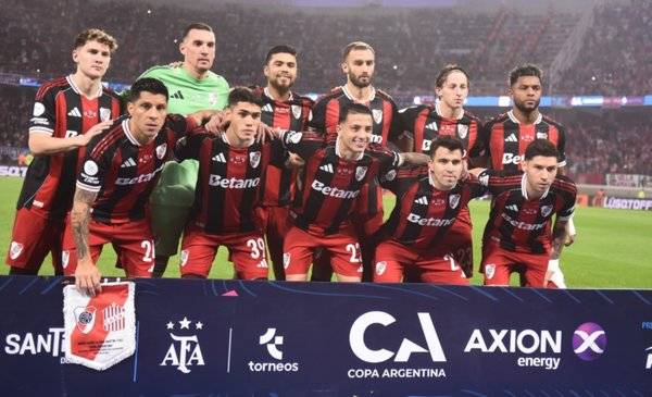 Hora, TV y formaciones: River visita a Libertad con el objetivo de arrancar los octavos bien pisado