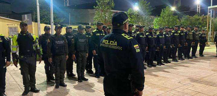 Policía realiza caravanas por la vida en Barranquilla y Soledad
