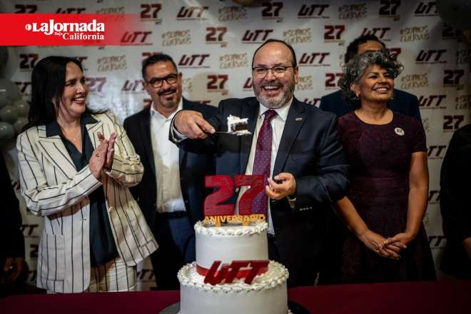 Matrícula histórica marca 27 aniversario de UTT