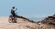 Así son las rutas en E-Bike por Sierra Nevada entre enormes pinares, lagunas y hasta un glaciar