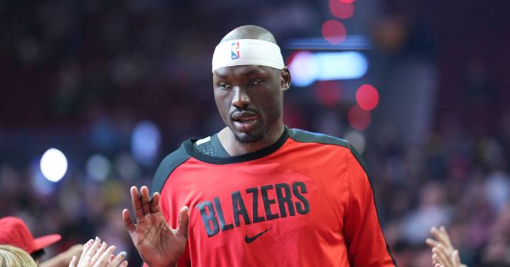 Trail Blazers Guarantee Duop Reath’s Contract for 2025
