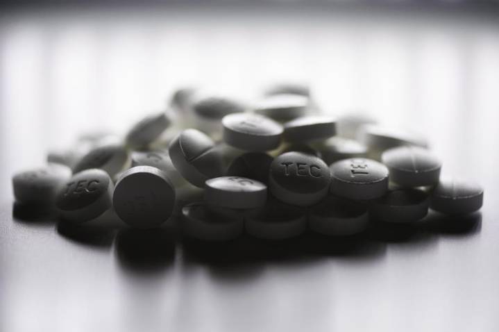 Opioid poisoning deaths down in Canada, but not in Quebec