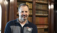 José Miguel Viñas desvela los secretos de la atmósfera en el ciclo 'En Contexto'