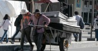 ‘Mexicanos, sin chamba’: Pobreza laboral sube a 35.1% en segundo trimestre de 2025; repunta en zonas rurales