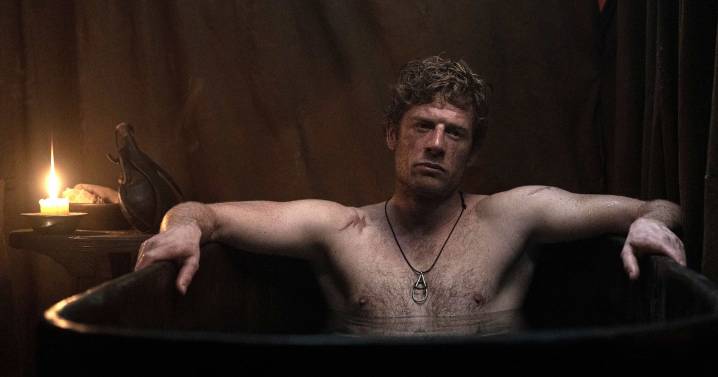 James Norton Recalls Filming King & Conqueror Bath Scene