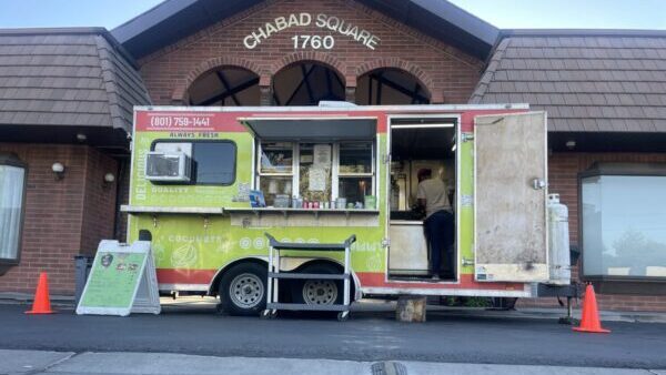 ‘We’re definitely not going to be intimidated;’ Kosher food truck operators reports theft