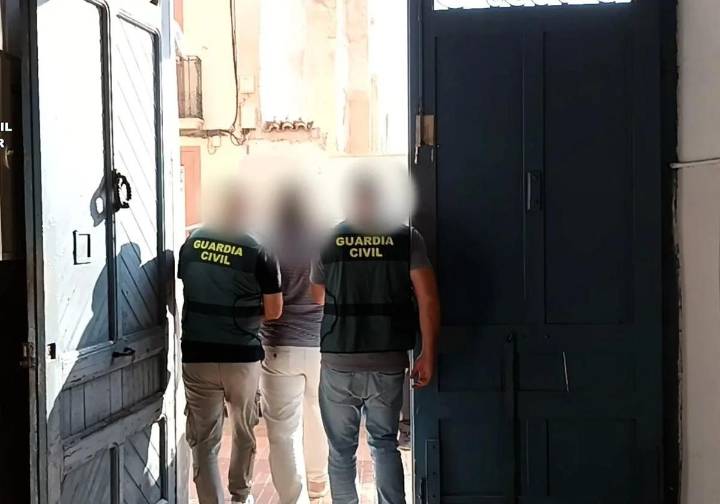 Detenido un médico por grabar a pacientes sin su consentimiento en Alicante