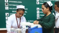 Estudiantes tienen seguro facultativo del IMSS: quiénes pueden registrarse, qué cubre y cómo darse de alta