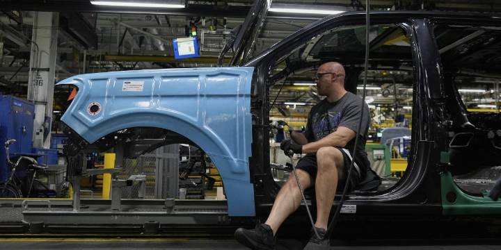 Ford's new EV strategy includes nearly $2 billion investment in Kentucky factory