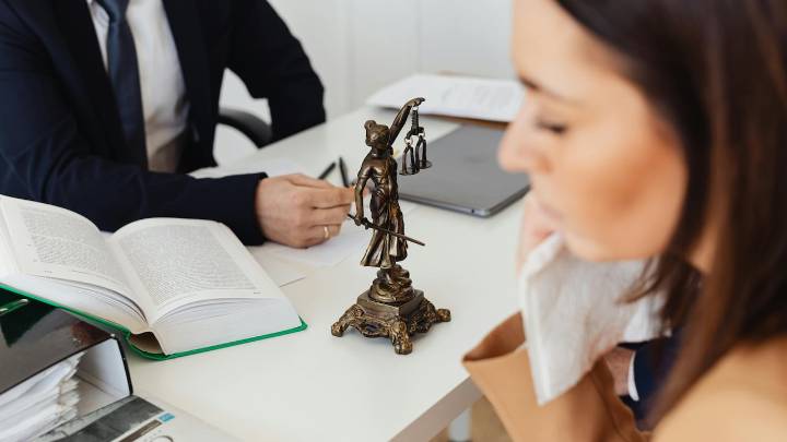 ¿Es abogado? Revise las vacantes disponibles en Colombia
