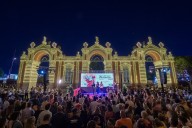 El cómico Vicente Martínez reivindica el "orgullo de ser almeriense" en el pregón de la Feria