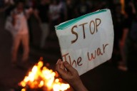 "Niéguense a participar en una guerra abiertamente ilegal", piden a soldados israelíes