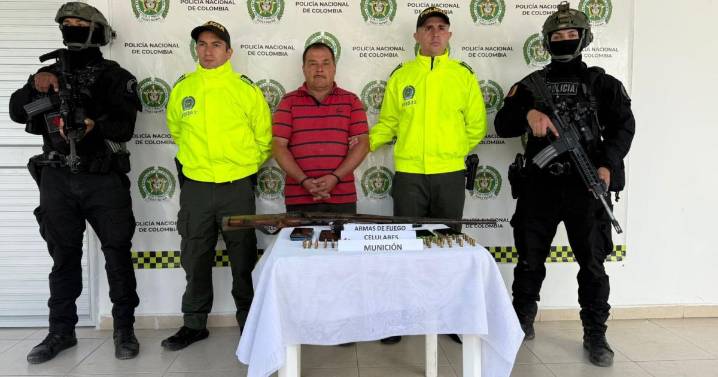 Capturado en Cundinamarca alias ‘Mono Luis’, hermano y mano derecha de “Iván Mordisco”